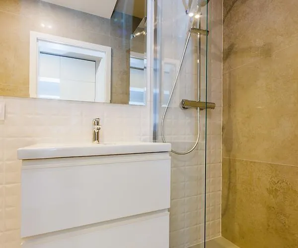 Zigzak Superior 9a Апартаменти